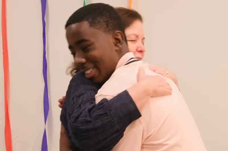 image of jonathan and maureen hugging